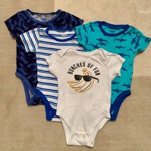 Set of 4 baby boy short sleeve onesies